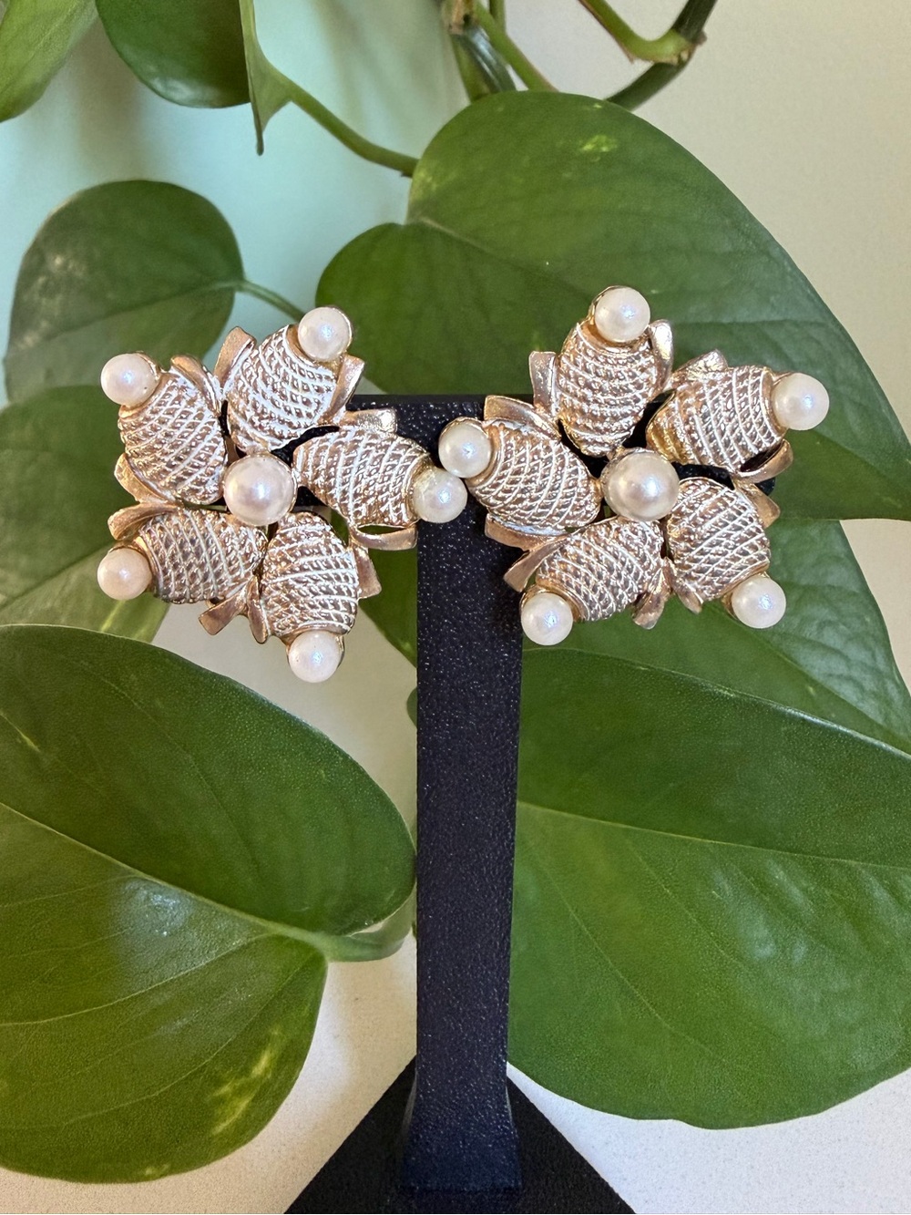 Vintage Pearl Floral Earrings - clip on from Paris